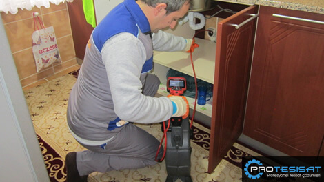 Pimaş boruda kısmi tıkanma (yağ-deterjan taşlaşması)