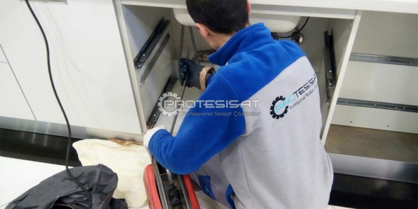 kırmadan tıkalı lavabo açma